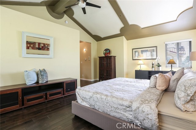 2419 Gates Avenue, Redondo Beach, California 90278, 4 Bedrooms Bedrooms, ,2 BathroomsBathrooms,Residential,Sold,Gates,SB19074222