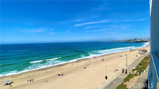 615 Esplanade, Redondo Beach, California 90277, 2 Bedrooms Bedrooms, ,1 BathroomBathrooms,Residential,Sold,Esplanade,SB21099593