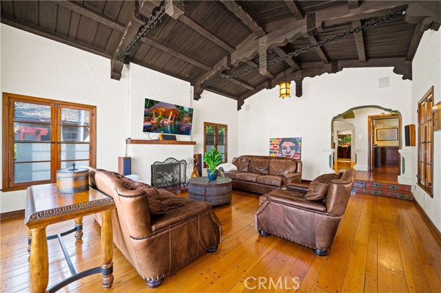 Photo of 286 Argonne Avenue, Long Beach, CA 90803