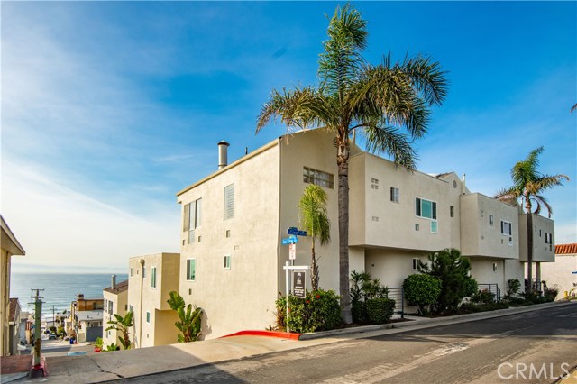 4216 Highland Avenue, Manhattan Beach, California 90266, 3 Bedrooms Bedrooms, ,3 BathroomsBathrooms,Residential,Sold,Highland,SB19276572
