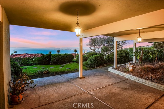 517 Via Almar, Palos Verdes Estates, California 90274, 3 Bedrooms Bedrooms, ,1 BathroomBathrooms,Residential,Sold,Via Almar,PV19003138