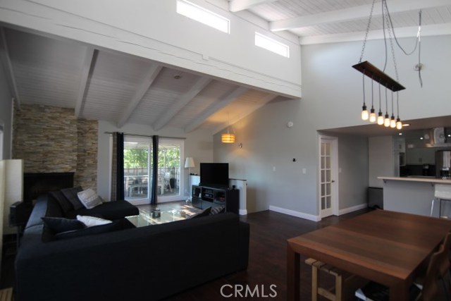 2200 Mathews Avenue, Redondo Beach, California 90278, 3 Bedrooms Bedrooms, ,2 BathroomsBathrooms,Residential,Sold,Mathews,SB17088942