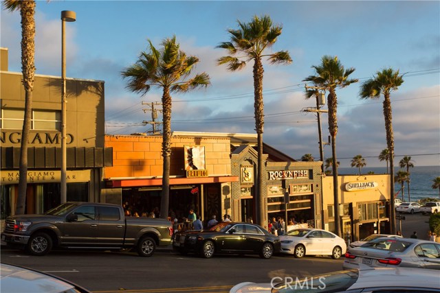 Fabulous Downtown Eateries.