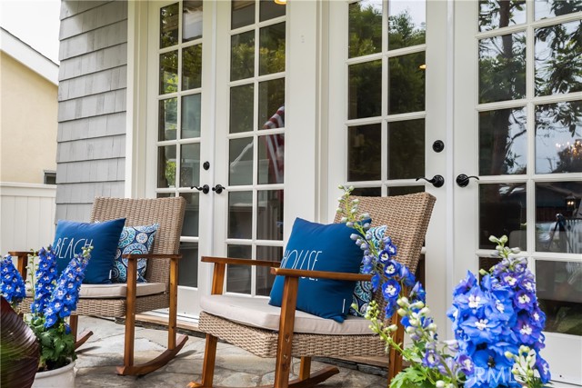 653 36th Street, Manhattan Beach, California 90266, 5 Bedrooms Bedrooms, ,5 BathroomsBathrooms,Residential,Sold,36th,SB21097306