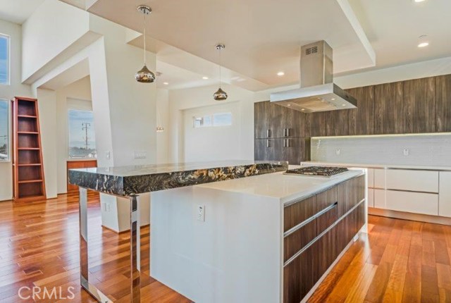 1014 Garnet Street, Redondo Beach, California 90277, 4 Bedrooms Bedrooms, ,3 BathroomsBathrooms,Residential,Sold,Garnet,OC17261734