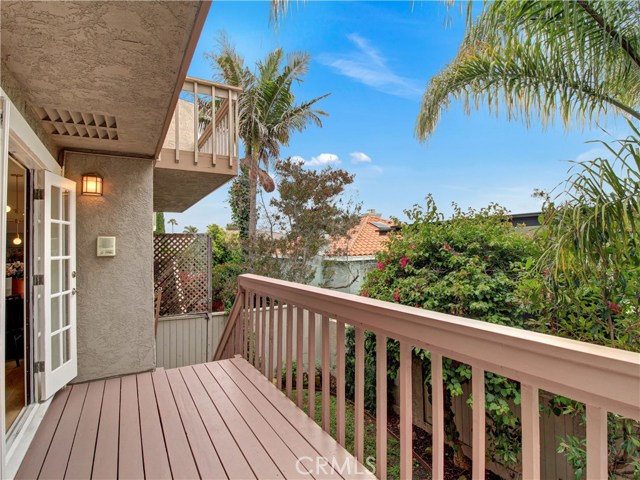 1920 Voorhees Avenue, Redondo Beach, California 90278, 3 Bedrooms Bedrooms, ,3 BathroomsBathrooms,Residential,Sold,Voorhees,SB20104389