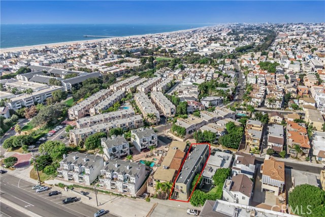 600 1st Street, Hermosa Beach, California 90254, ,Residential Income,Sold,1st,SB19269004