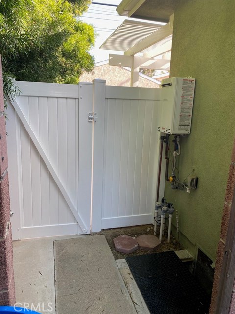 2702 Spreckels Lane, Redondo Beach, California 90278, 3 Bedrooms Bedrooms, ,1 BathroomBathrooms,Residential,Sold,Spreckels,PV20124448