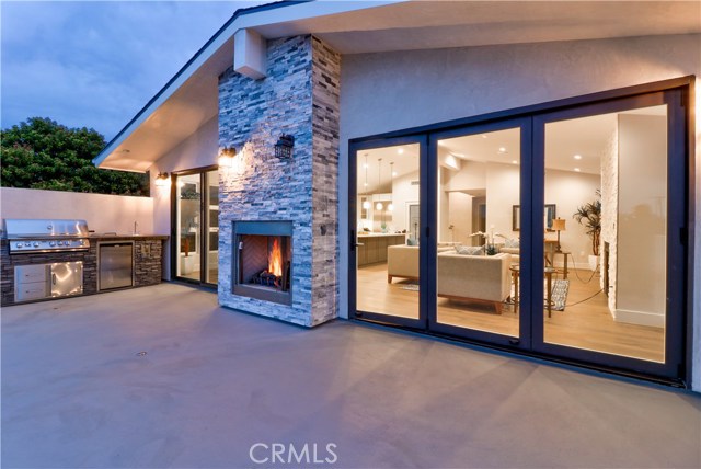 1401 Corona Street, Hermosa Beach, California 90254, 4 Bedrooms Bedrooms, ,3 BathroomsBathrooms,Residential,Sold,Corona,SB20015755