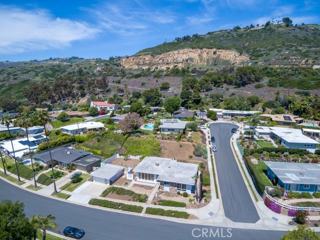 4107 Dauntless Drive, Rancho Palos Verdes, California 90275, 3 Bedrooms Bedrooms, ,2 BathroomsBathrooms,Residential,Sold,Dauntless,SB20077228