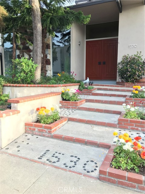Photo of 1530 Crestview Avenue, Seal Beach, CA 90740