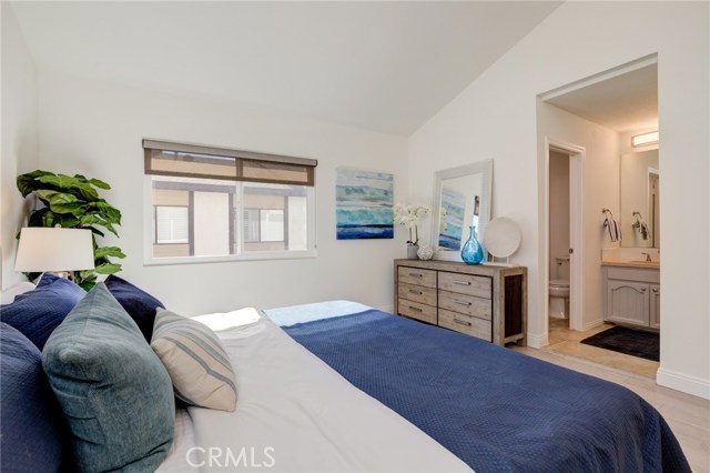 2519 Carnegie Lane, Redondo Beach, California 90278, 2 Bedrooms Bedrooms, ,2 BathroomsBathrooms,Residential,Sold,Carnegie,SB20235745