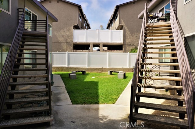 1147 11th Street, Manhattan Beach, California 90266, ,Residential Income,Sold,11th,SB17138883