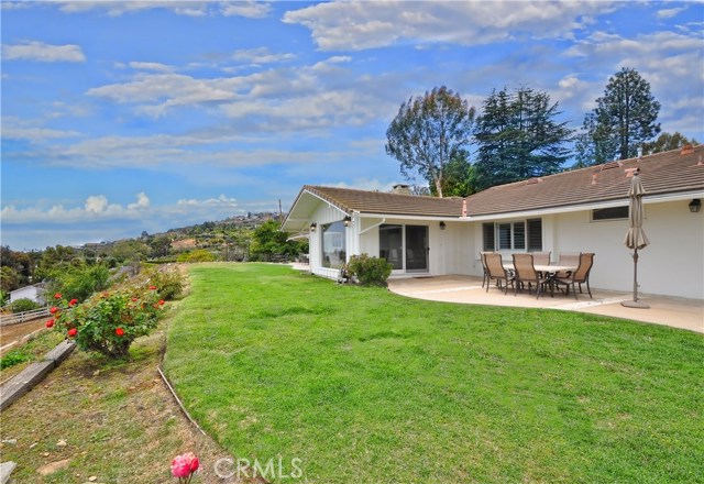 3 Roundup Road, Rolling Hills, California 90274, 5 Bedrooms Bedrooms, ,4 BathroomsBathrooms,Residential,Sold,Roundup,PV18127900