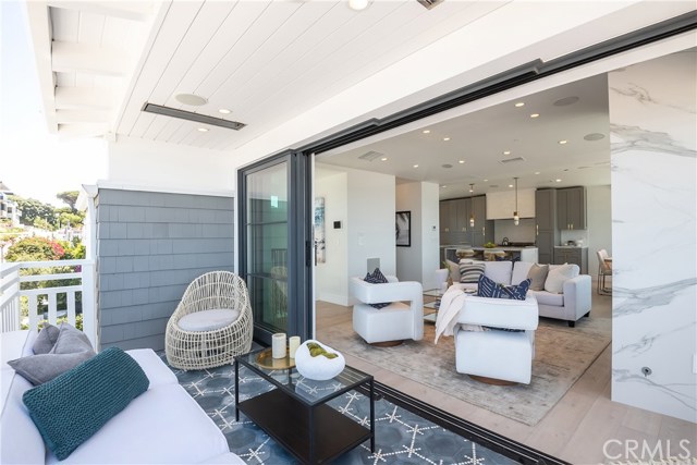 232 17th Street, Manhattan Beach, California 90266, 4 Bedrooms Bedrooms, ,1 BathroomBathrooms,Residential,Sold,17th,SB20151551