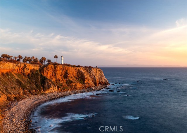 The Pointe Vicente light house is less than a 5 minute drive from your location.