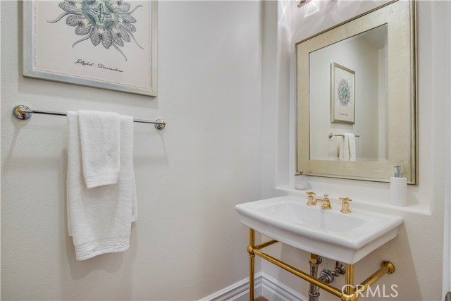 70 Sea Breeze Avenue, Rancho Palos Verdes, California 90275, 4 Bedrooms Bedrooms, ,4 BathroomsBathrooms,Residential,Sold,Sea Breeze,PV19060881