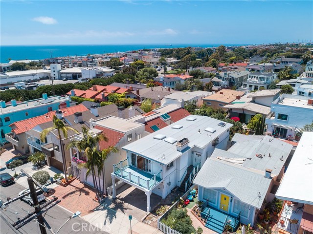 531 13th Street, Manhattan Beach, California 90266, 4 Bedrooms Bedrooms, ,2 BathroomsBathrooms,Residential,Sold,13th,SB20116052