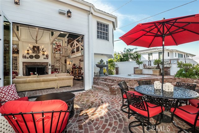 659 18th Street, Manhattan Beach, California 90266, 4 Bedrooms Bedrooms, ,3 BathroomsBathrooms,Residential,Sold,18th,SB19269469