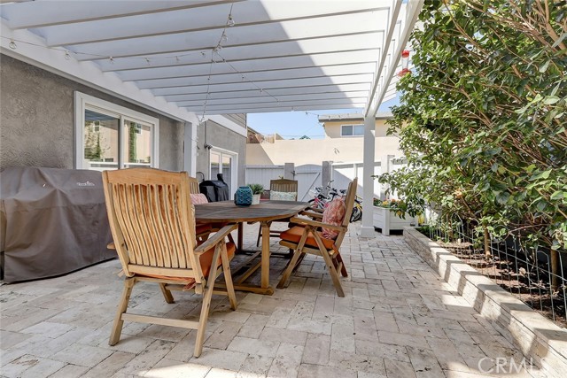 2413 Harriman Lane, Redondo Beach, California 90278, 3 Bedrooms Bedrooms, ,1 BathroomBathrooms,Residential,Sold,Harriman,SB21054832