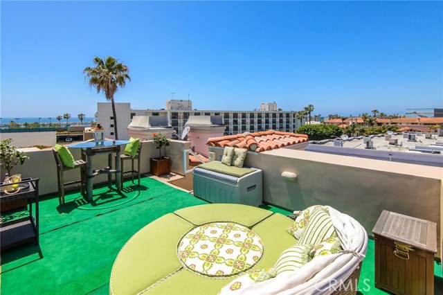 314 Catalina Avenue, Redondo Beach, California 90277, 4 Bedrooms Bedrooms, ,2 BathroomsBathrooms,Residential,Sold,Catalina,SB17106338