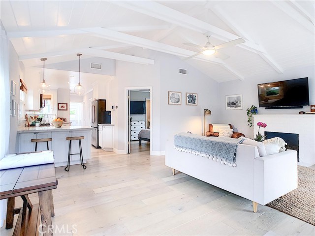 2801 Valley Drive, Manhattan Beach, California 90266, 2 Bedrooms Bedrooms, ,1 BathroomBathrooms,Residential,Sold,Valley,SB19012172