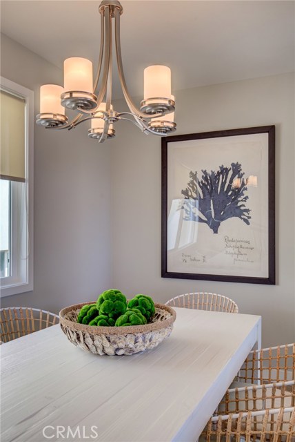 931 1st Street, Hermosa Beach, California 90254, 3 Bedrooms Bedrooms, ,2 BathroomsBathrooms,Residential,Sold,1st,SB19229555