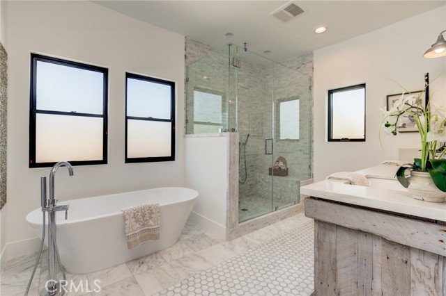 1130 21st Street, Manhattan Beach, California 90266, 5 Bedrooms Bedrooms, ,4 BathroomsBathrooms,Residential,Sold,21st,SB21098347