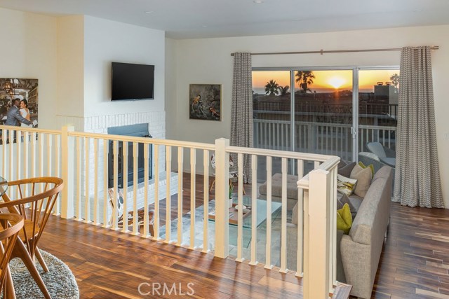 222 Guadalupe Avenue, Redondo Beach, California 90277, 4 Bedrooms Bedrooms, ,1 BathroomBathrooms,Residential,Sold,Guadalupe,SB19253760