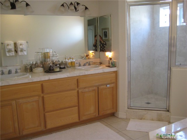 2207 Voorhees Avenue, Redondo Beach, California 90278, 4 Bedrooms Bedrooms, ,2 BathroomsBathrooms,Residential,Sold,Voorhees,SB17062851