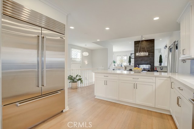 1124 1st Street, Hermosa Beach, California 90254, 4 Bedrooms Bedrooms, ,3 BathroomsBathrooms,Residential,Sold,1st,SB20124705