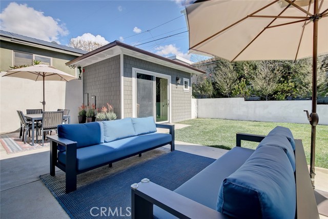 1900 Lynngrove Drive, Manhattan Beach, California 90266, 5 Bedrooms Bedrooms, ,2 BathroomsBathrooms,Residential,Sold,Lynngrove,SB21039108