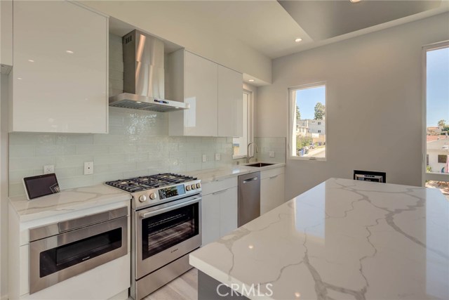 2623 Nelson Avenue, Redondo Beach, California 90278, 3 Bedrooms Bedrooms, ,2 BathroomsBathrooms,Residential,Sold,Nelson,PV19111968