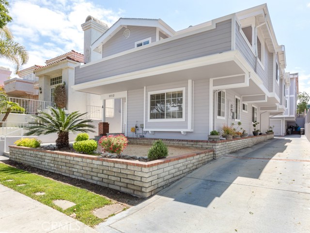 1112 Vincent Street, Redondo Beach, California 90277, 3 Bedrooms Bedrooms, ,2 BathroomsBathrooms,Residential,Sold,Vincent,SB19092691