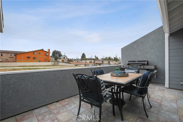 2511 Rockefeller Lane, Redondo Beach, California 90278, 3 Bedrooms Bedrooms, ,2 BathroomsBathrooms,Residential,Sold,Rockefeller,SB21046800