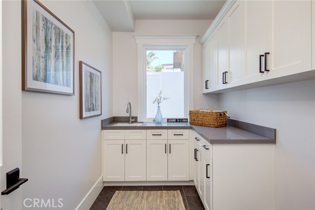 1037 2nd Street, Hermosa Beach, California 90254, 4 Bedrooms Bedrooms, ,3 BathroomsBathrooms,Residential,Sold,2nd,SB19264836
