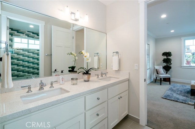 1457 18th Street, Manhattan Beach, California 90266, 5 Bedrooms Bedrooms, ,2 BathroomsBathrooms,Residential,Sold,18th,SB17091633