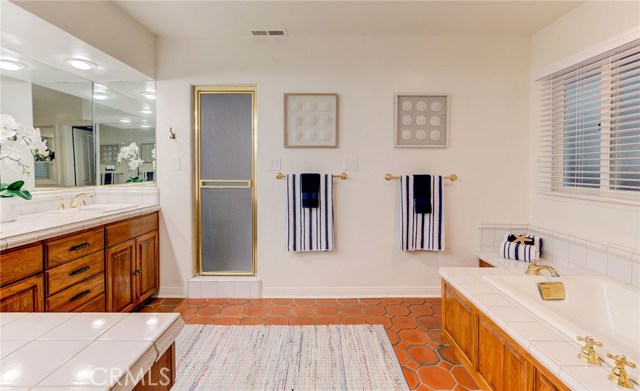 Master bath with jetted tub and separate shower