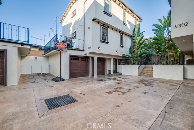 18228 Grevillea Avenue, Redondo Beach, California 90278, 4 Bedrooms Bedrooms, ,2 BathroomsBathrooms,Residential,Sold,Grevillea,SB20254175