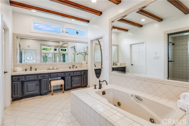 944 Via Rincon, Palos Verdes Estates, California 90274, 4 Bedrooms Bedrooms, ,3 BathroomsBathrooms,Residential,Sold,Via Rincon,PV21103588