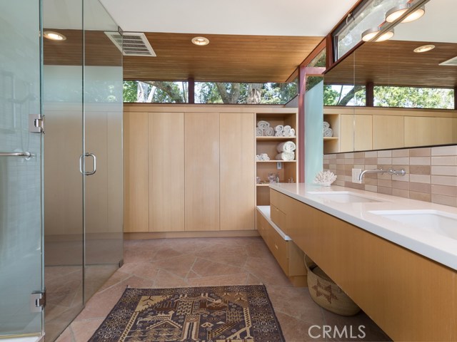 7 Cinchring Road, Rolling Hills, California 90274, 2 Bedrooms Bedrooms, ,3 BathroomsBathrooms,Residential,Sold,Cinchring,PV19220460