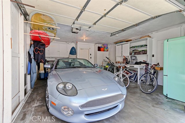 2722 Hermosa Avenue, Hermosa Beach, California 90254, 4 Bedrooms Bedrooms, ,2 BathroomsBathrooms,Residential,Sold,Hermosa,SB17280753