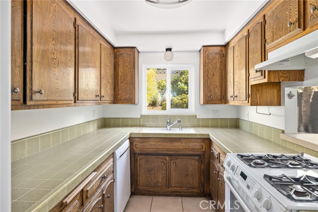 1622 Van Horne Lane, Redondo Beach, California 90278, 3 Bedrooms Bedrooms, ,2 BathroomsBathrooms,Residential,Sold,Van Horne,SB20160112