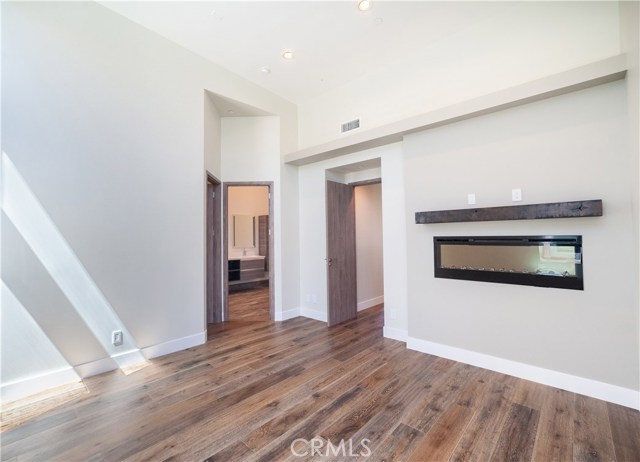2713 Carnegie Lane, Redondo Beach, California 90278, 4 Bedrooms Bedrooms, ,4 BathroomsBathrooms,Residential,Sold,Carnegie,SB19244755