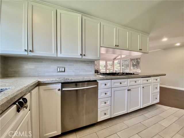 30 Encanto Drive, Rolling Hills Estates, California 90274, 4 Bedrooms Bedrooms, ,3 BathroomsBathrooms,Residential,Sold,Encanto,PV20080476