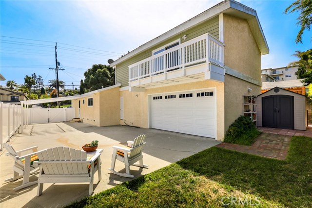 1147 2nd Street, Manhattan Beach, California 90266, 4 Bedrooms Bedrooms, ,2 BathroomsBathrooms,Residential,Sold,2nd,SB19075705