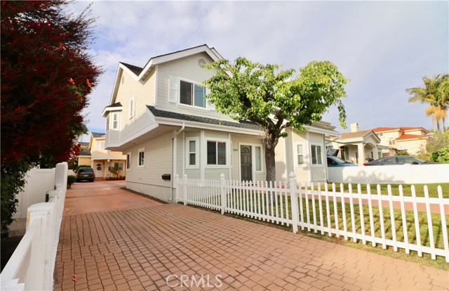 2307 Pullman Lane, Redondo Beach, California 90278, 3 Bedrooms Bedrooms, ,2 BathroomsBathrooms,Residential,Sold,Pullman,SB19080396