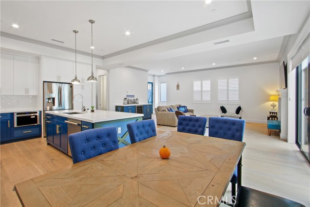 1712 Harriman Lane, Redondo Beach, California 90278, 4 Bedrooms Bedrooms, ,4 BathroomsBathrooms,Residential,Sold,Harriman,OC20227866