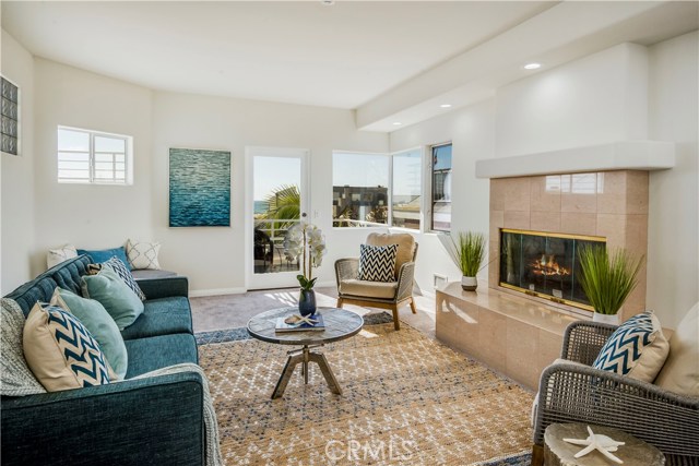 228 Manhattan Avenue, Hermosa Beach, California 90254, 3 Bedrooms Bedrooms, ,3 BathroomsBathrooms,Residential,Sold,Manhattan,PV18057092