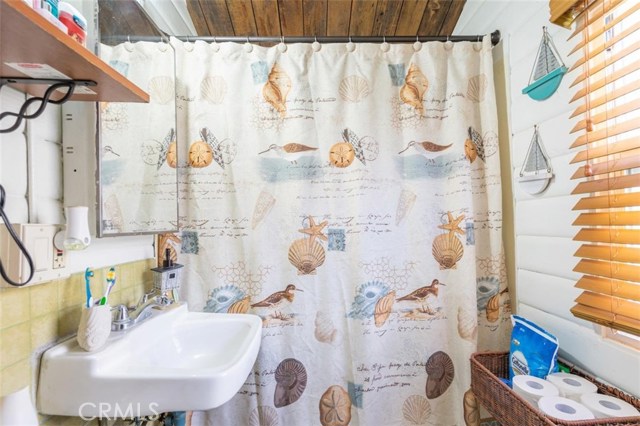 Indiana, 90723, ,Commercial,For Sale,Indiana,DW20161656